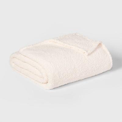 Full/Queen Sherpa Bed Blanket White - Room Essentials™