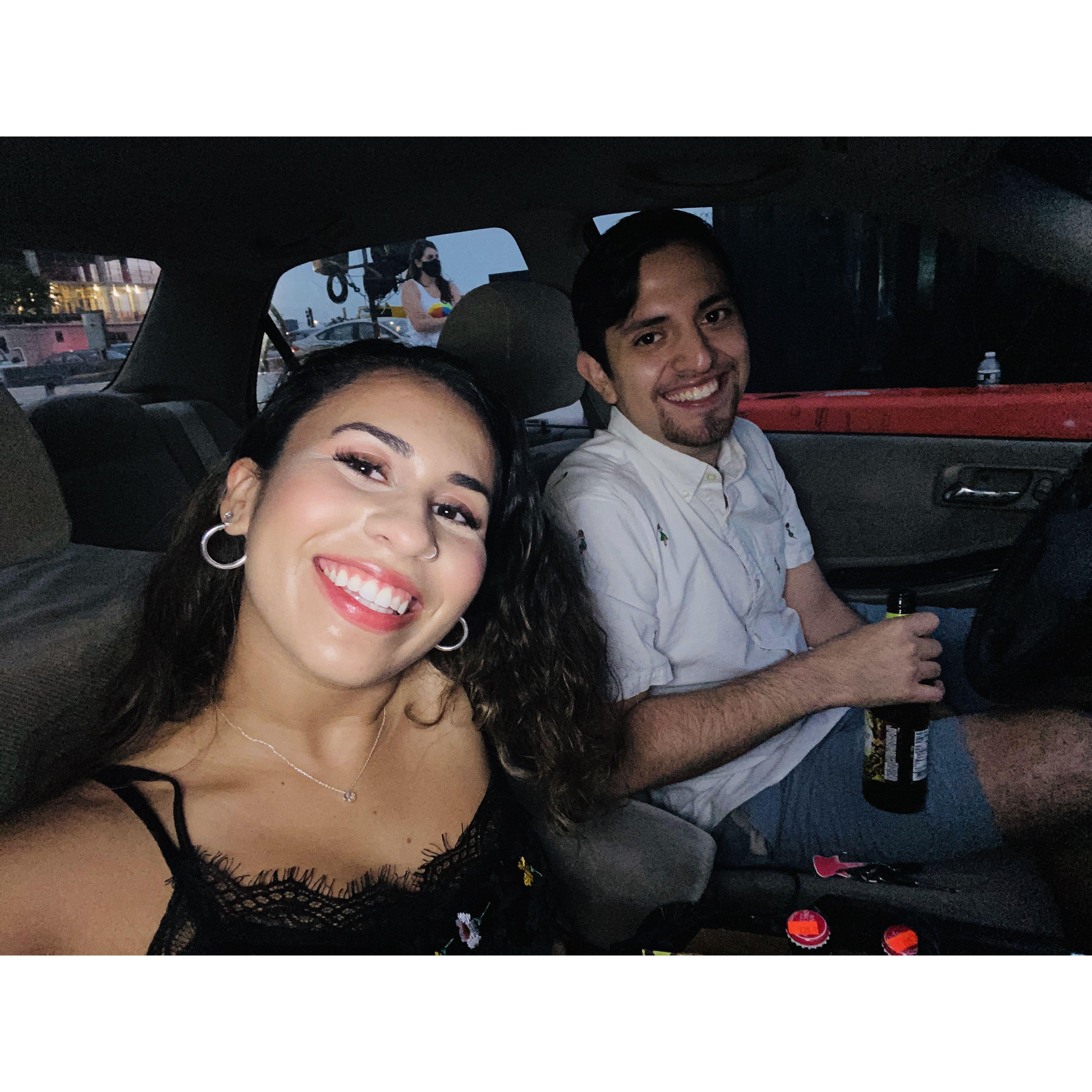 7/2020
Nuestra primera cita en un autocine viendo 'Mean Girls' en Greenpoint, Brooklyn