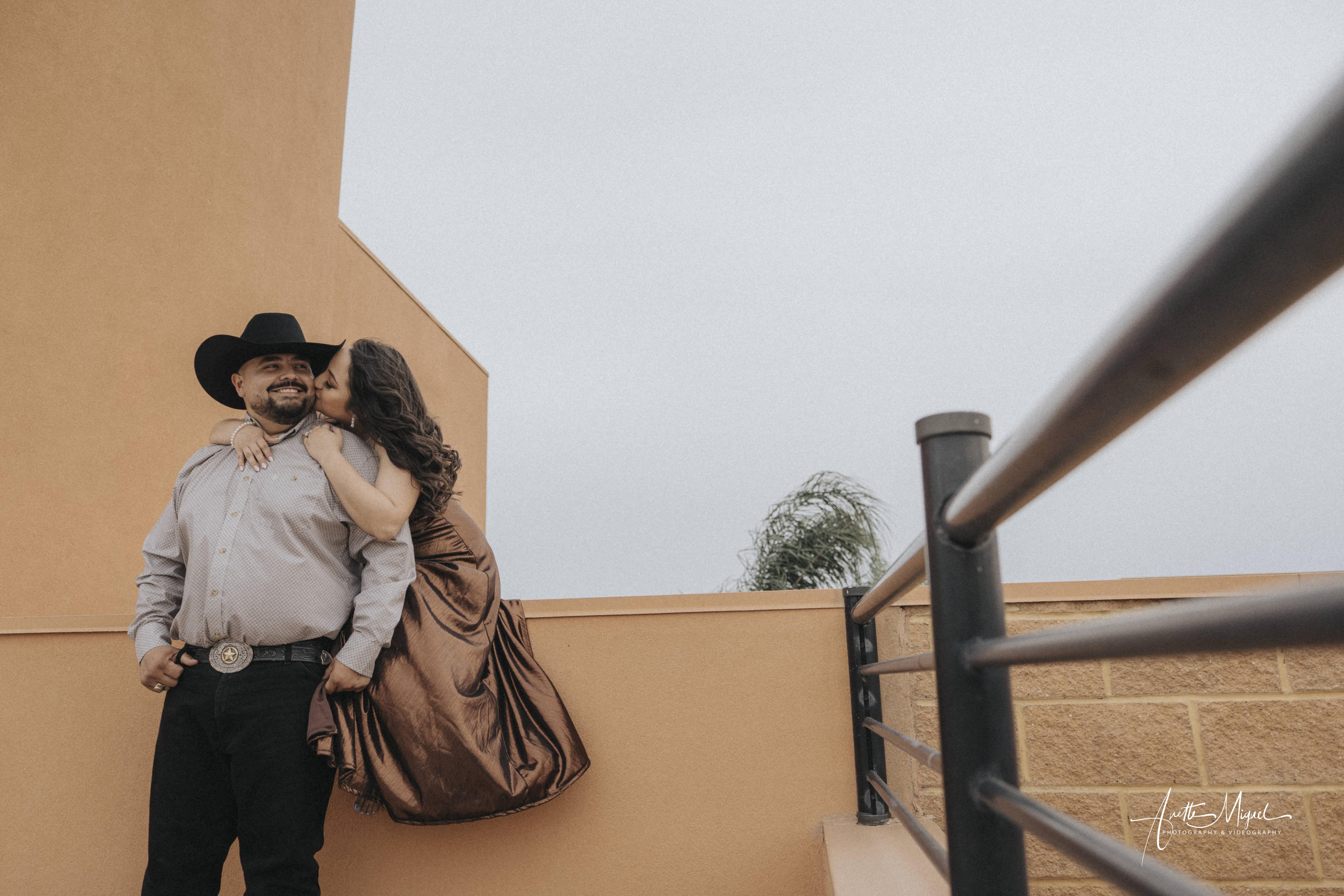 The Wedding Website of Armando Alanis and Erika Rivera