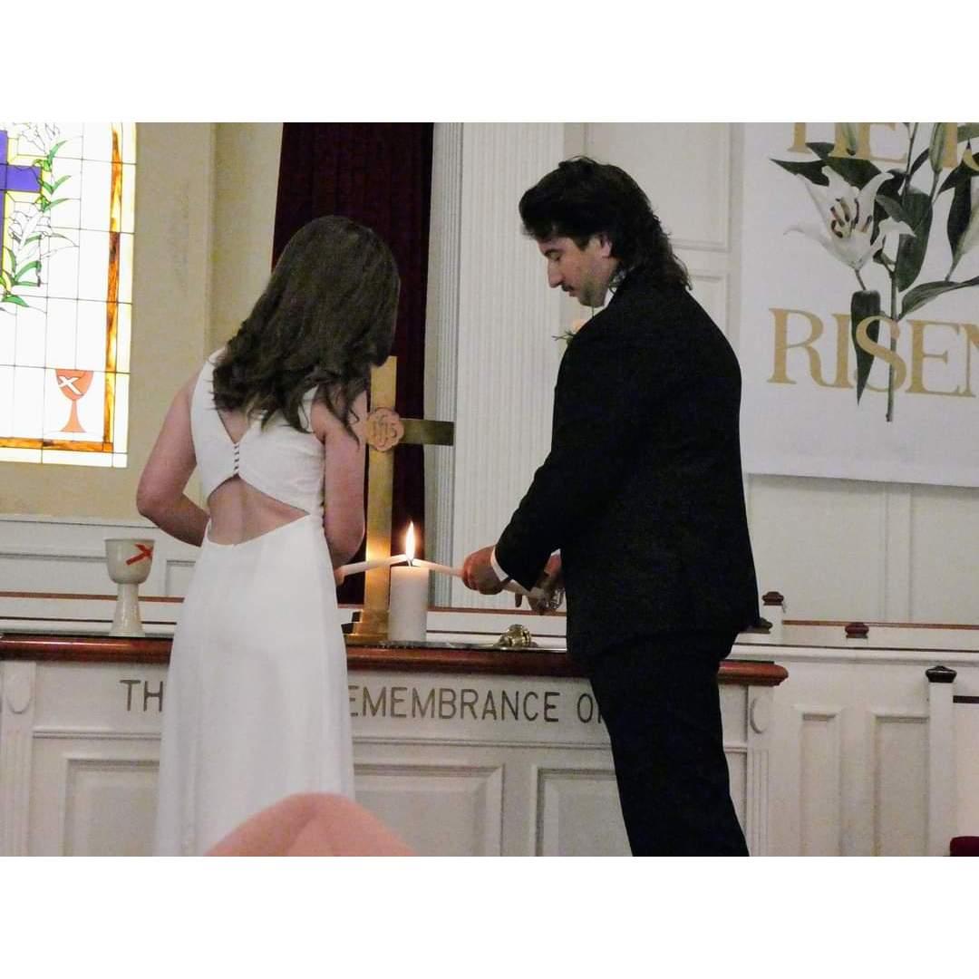 Lighting the Unity candle