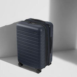 Away The Bigger Carry-On Flex - Navy