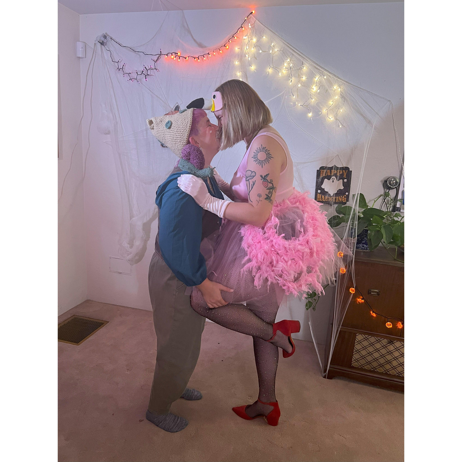Halloween 2023, Garden Gnome and Flamingo