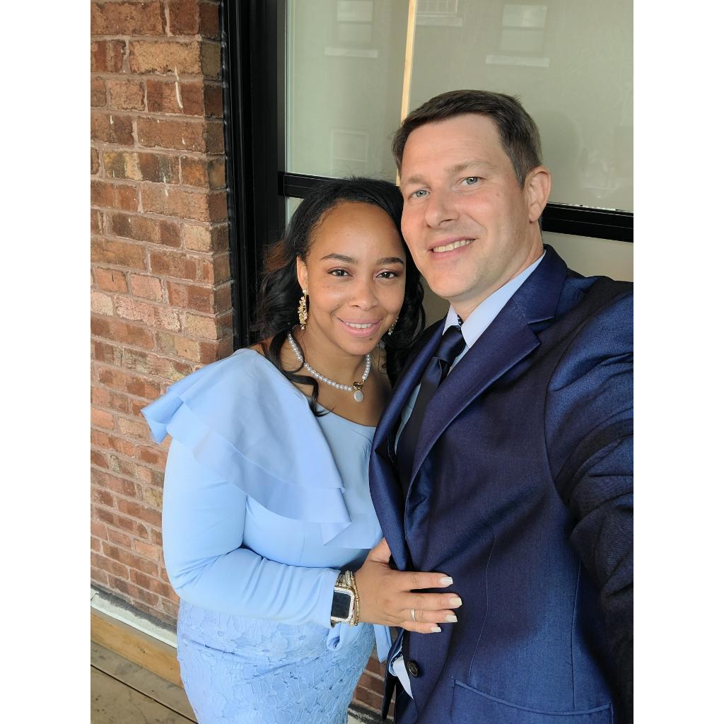 My dress matches his eyes :)