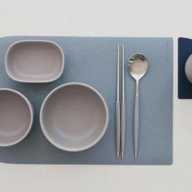 STONE BLUE On the Table Dining Placemat