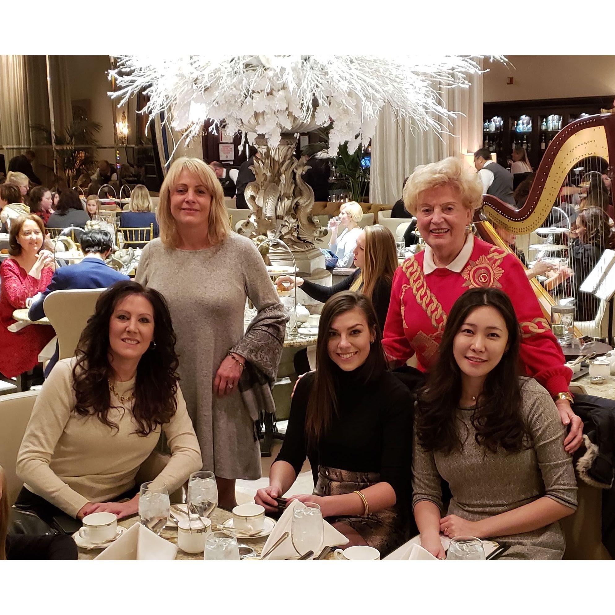 Chicago Drake For Ladies Christmas Tea Party