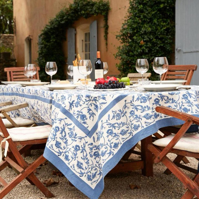 Granada tablecloth
