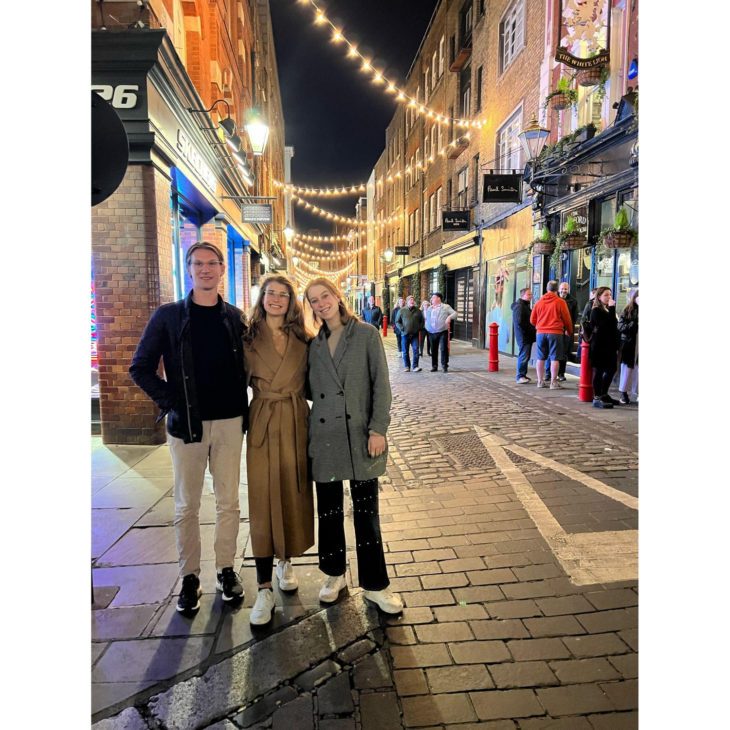 In 2022, after finishing his masters in Norway, Simen joined Christie and Gillian in London!
