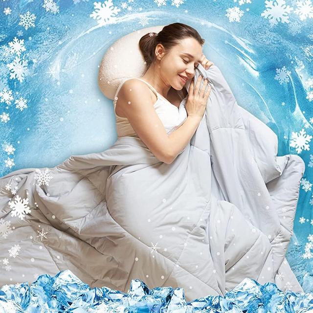 Cozy Bliss Dual-Sided Cooling Comforter Queen Size, Washable Lightweight Cooling Blanket Q-Max 0.4 Breathable Silk Smooth Grey Summer Comforter for Hot Sleepers and Night Sweats