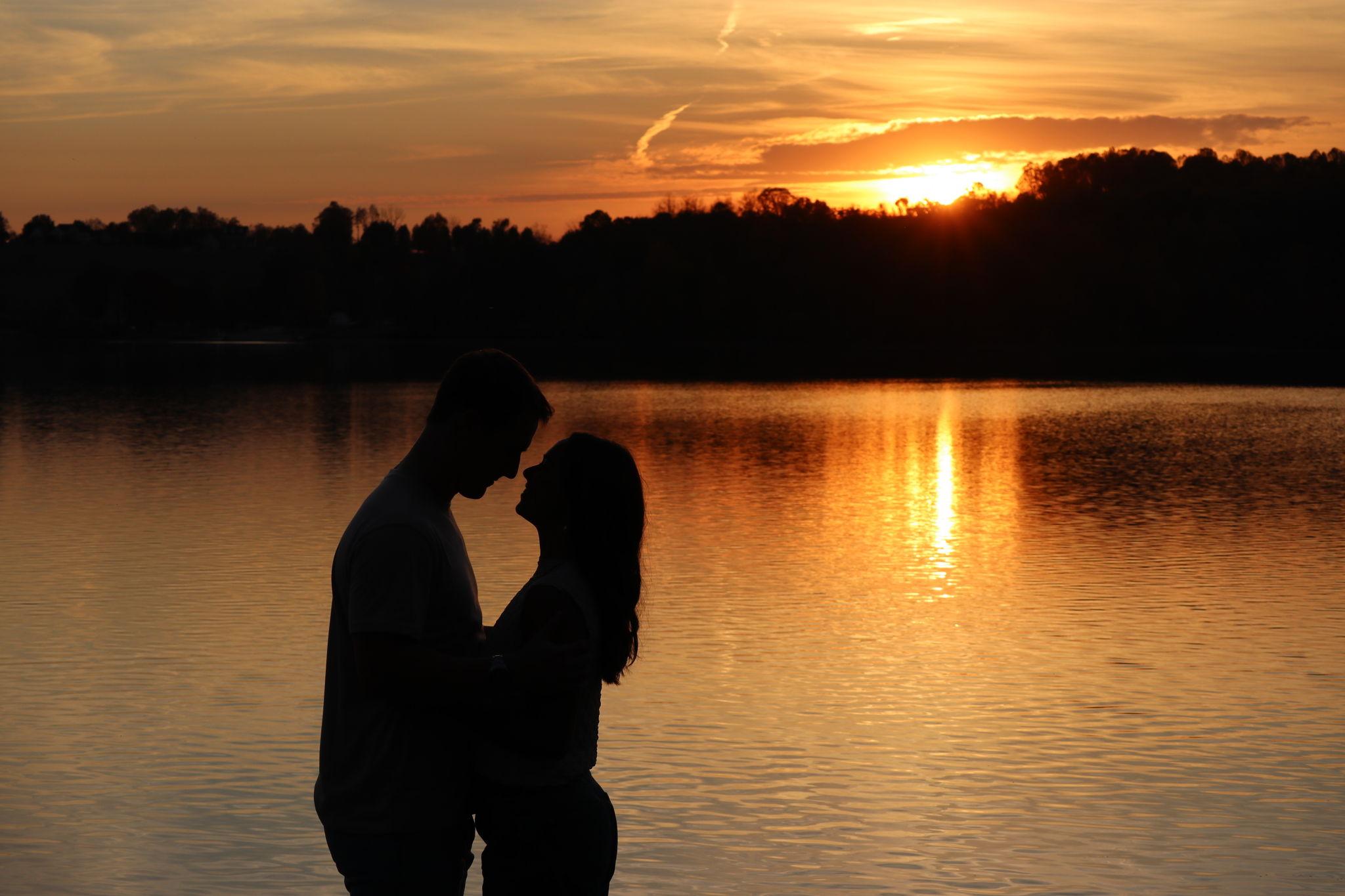 The Wedding Website of Deven Herbine and Hunter Hayes