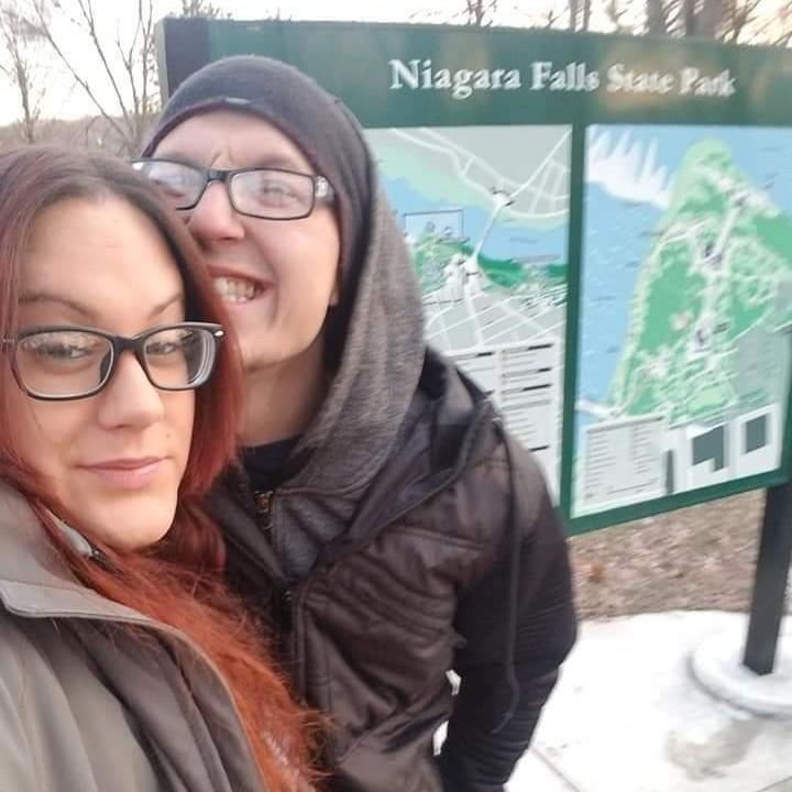 Nicole and Dan's first time to Niagara Falls together!