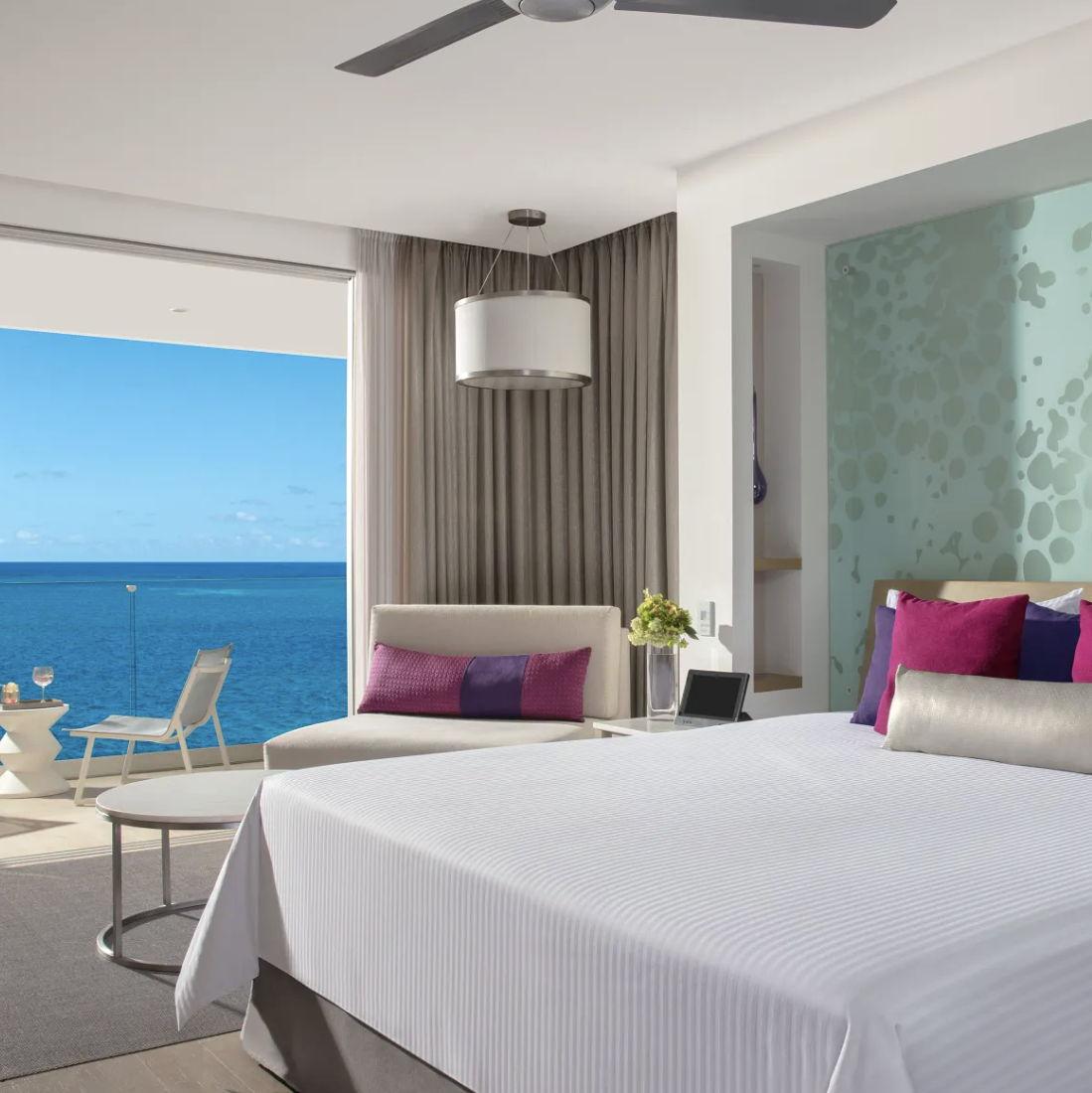 Xhale Club Jr Suite Ocean Front Room