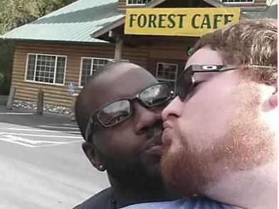 The Wedding Website of Jonathon Eugene Scalf and Damon Walker Jr