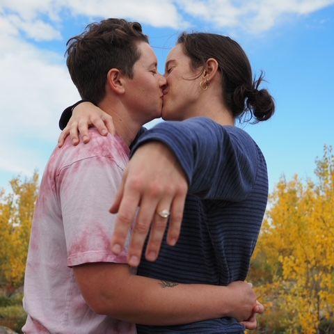 Lindsey proposes in Aspen Alley!