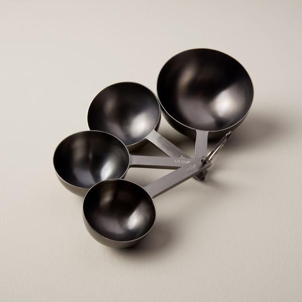 Onyx Measuring Cups, Set of 4