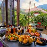 Fruit Tasting and Cocktail Making Class