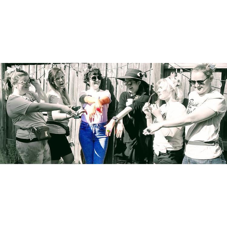 Ashleigh's roommate Conn did some fashion photography for us. This was the "show me your ring (pop)" shot.