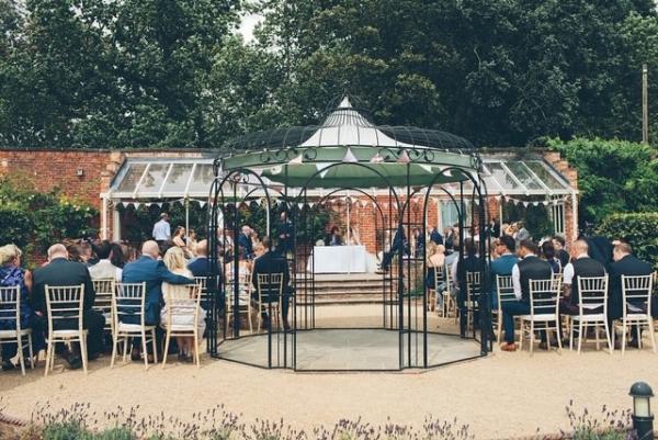 The Wedding Website of Thomas Hayes and Jessica Murray