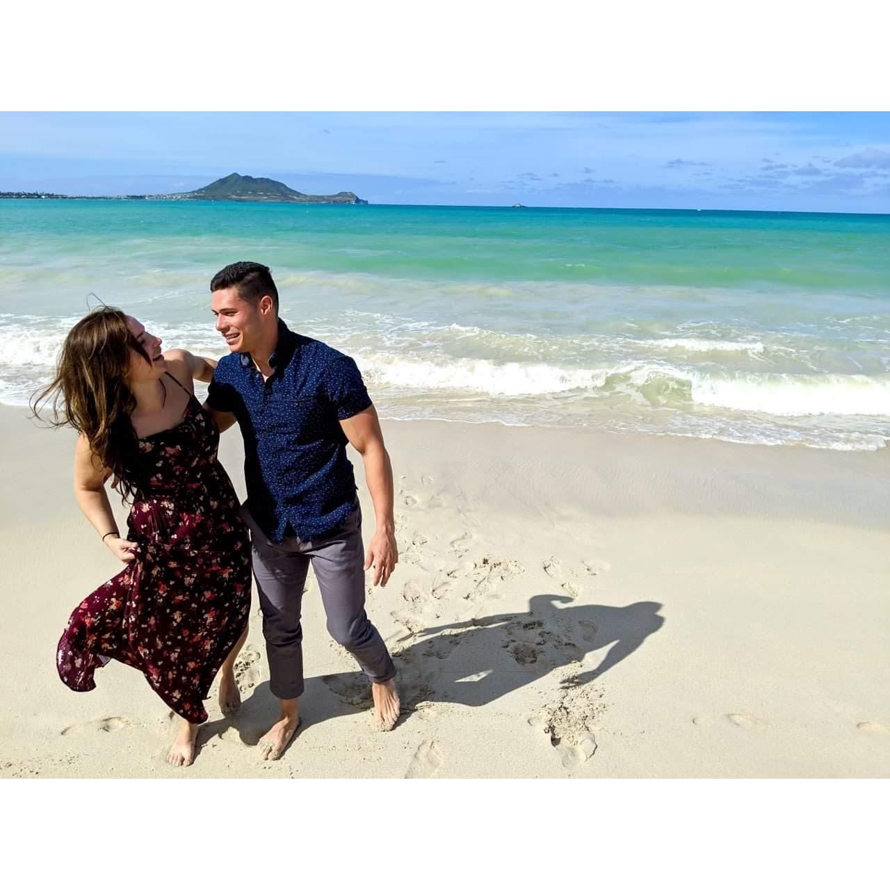 Engagement day photos in Hawaii.