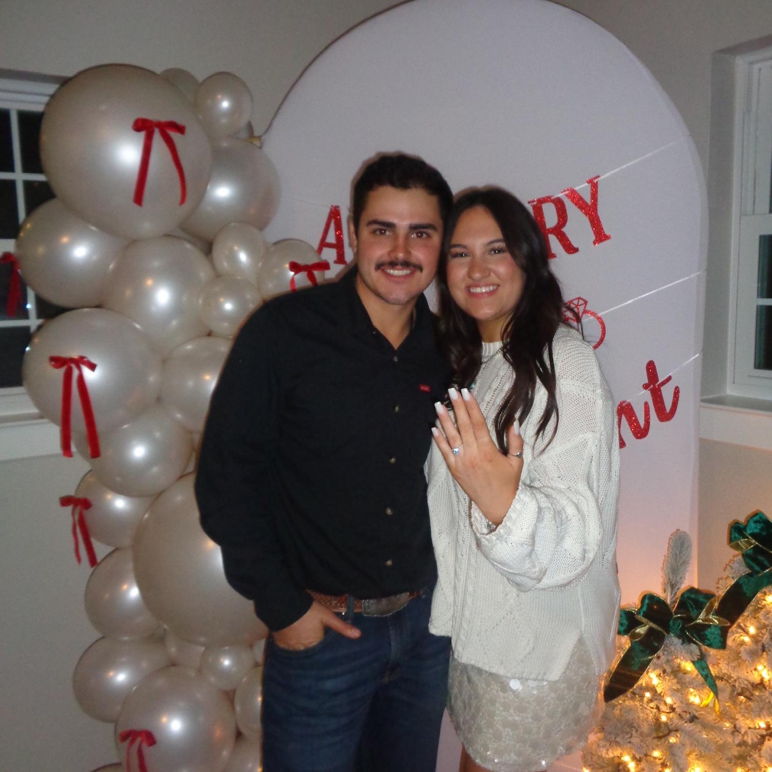 Then we celebrated at our gorgeous engagement party with all our loved ones🤍🍾