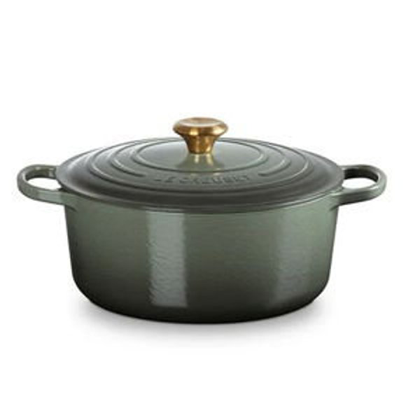 Le Creuset Signature Round Dutch Oven - Thyme, 5 1/2 qt.