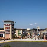St. Louis Premium Outlets