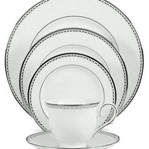 Pearl Platinum 5-Piece Place Setting
