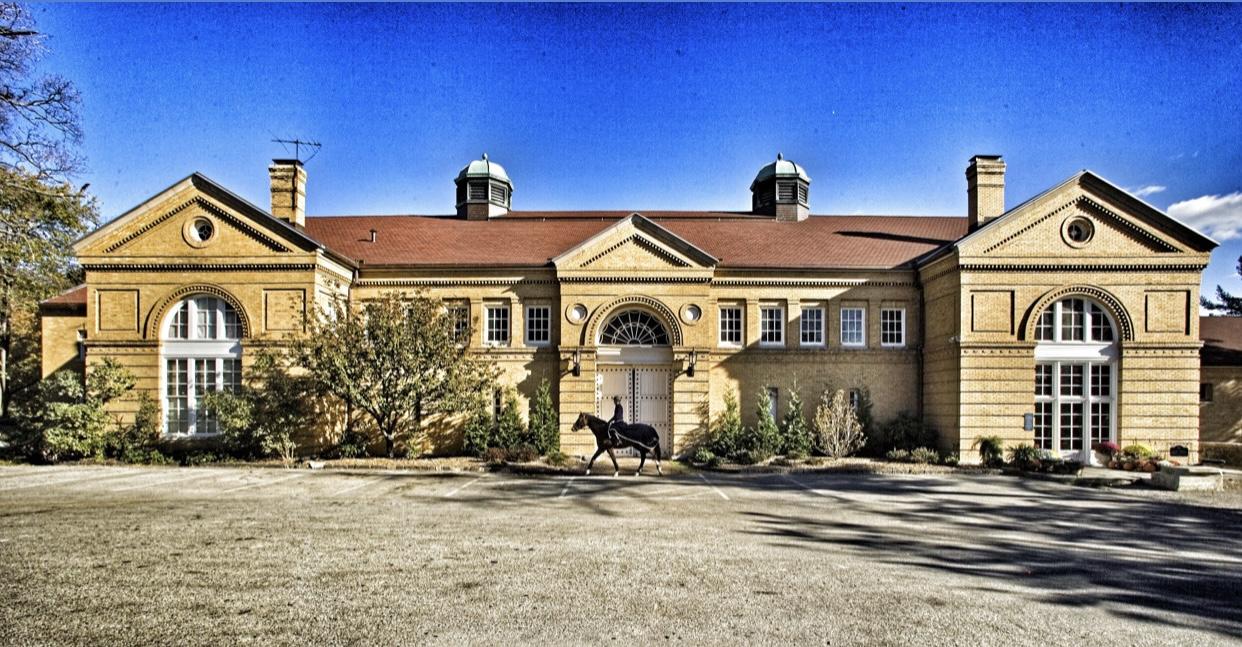 The Wedding Website of Lila Samperton and JJ Occi