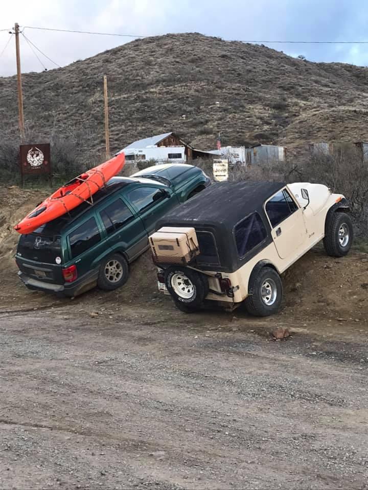 The Wedding Website of Mariah McNevins and Tab Casner