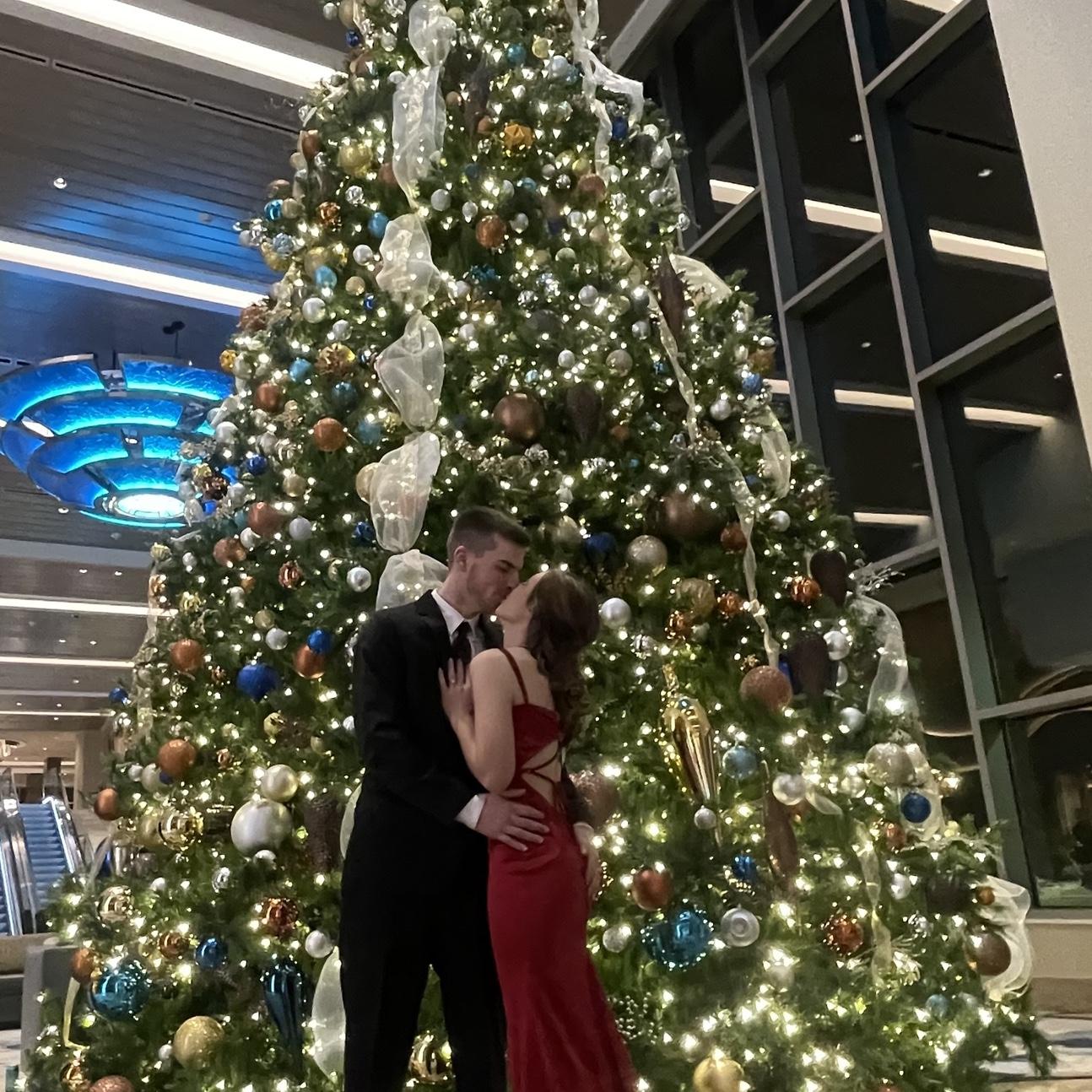 no mistletoe in sight, just wanted a kiss