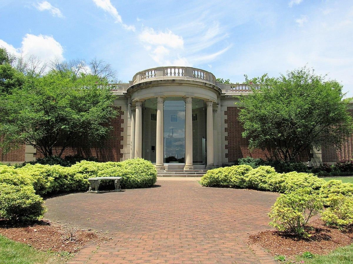 The Wedding Website of Tea Williams and Ryn Bennett