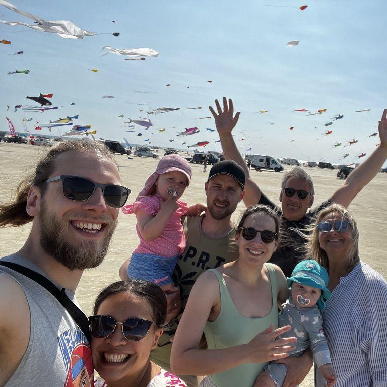 Kelly's first time at Fanø, where Niklas's family vacations every summer.
We were so lucky to be there during the kite festival, which Kelly insisted on visiting every day