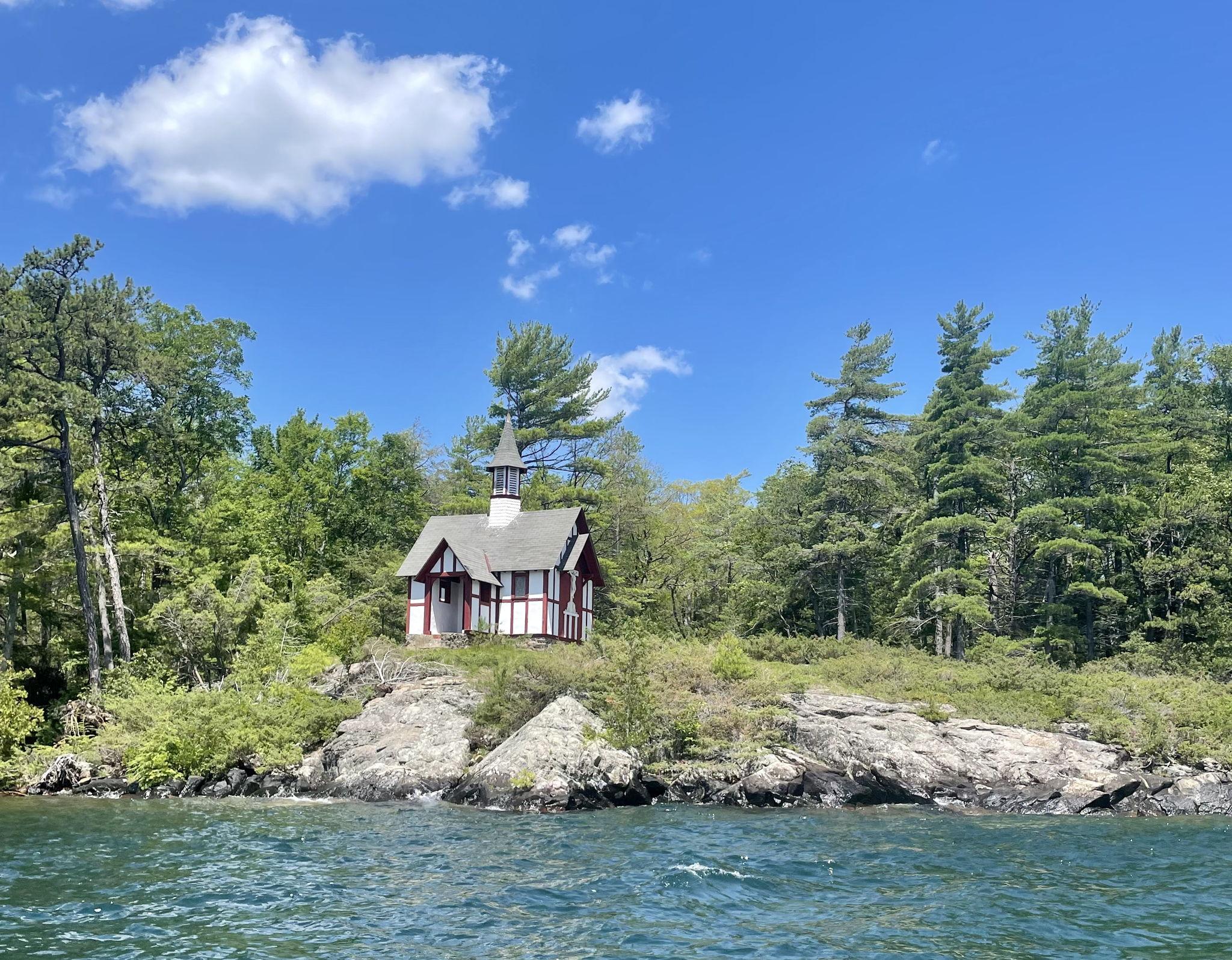 The Wedding Website of Amanda DeCruccio and Liam Maloy