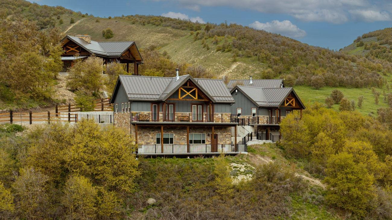 The Wedding Website of Jordan Herman and Joey Howell