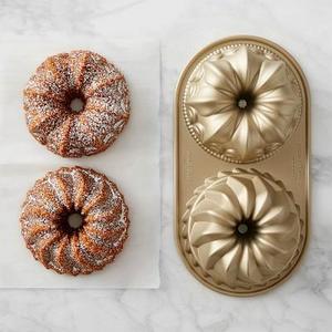 Nordic Ware Duet Bundt® Plaque