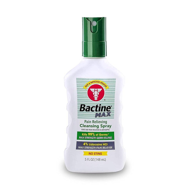Bactine MAX First Aid Spray - Pain Relief Cleansing Spray with 4% Lidocaine - Numbing Lidocaine Kills 99.9% of Germs - Pain + Itch Relief For Minor Cuts & Scrapes, Burns & Bug Bites - 5oz