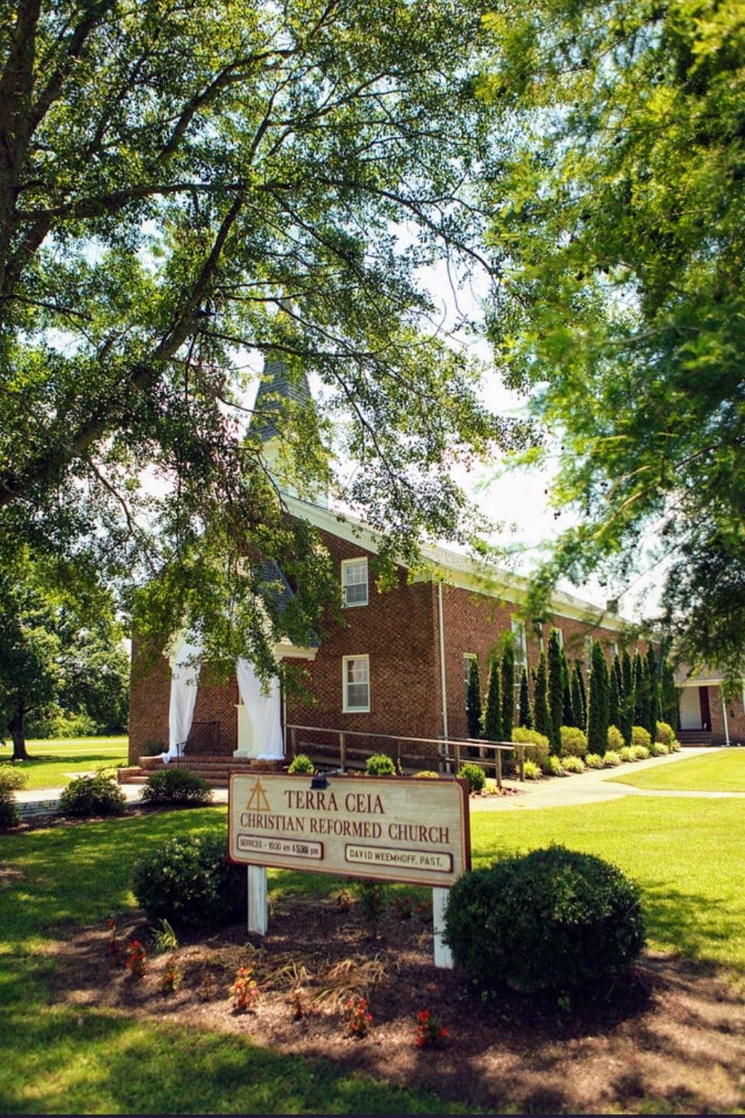 The Wedding Website of Kelsey Van Staalduinen and John Burleson