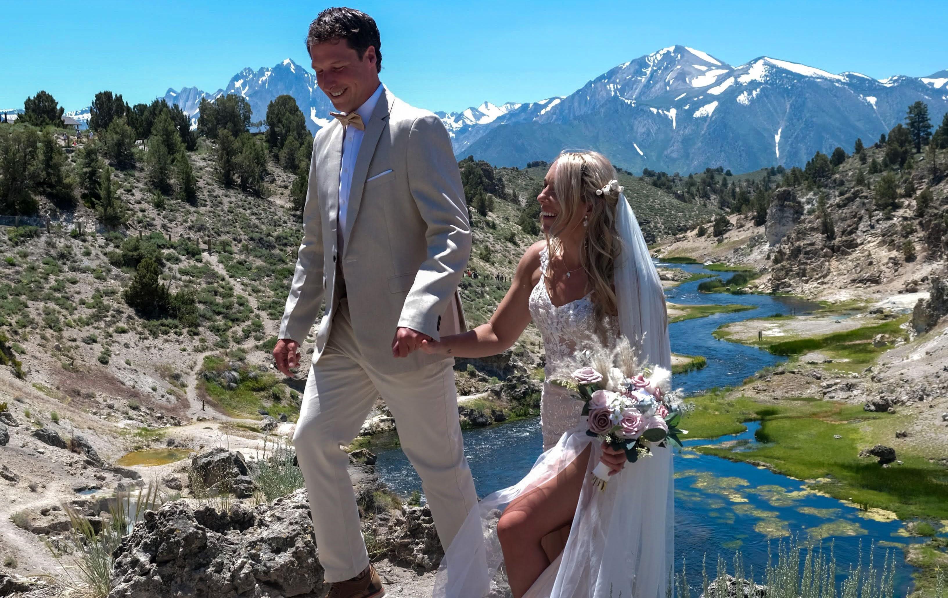The Wedding Website of Lanielle de Roubaix and Stephen Hoy