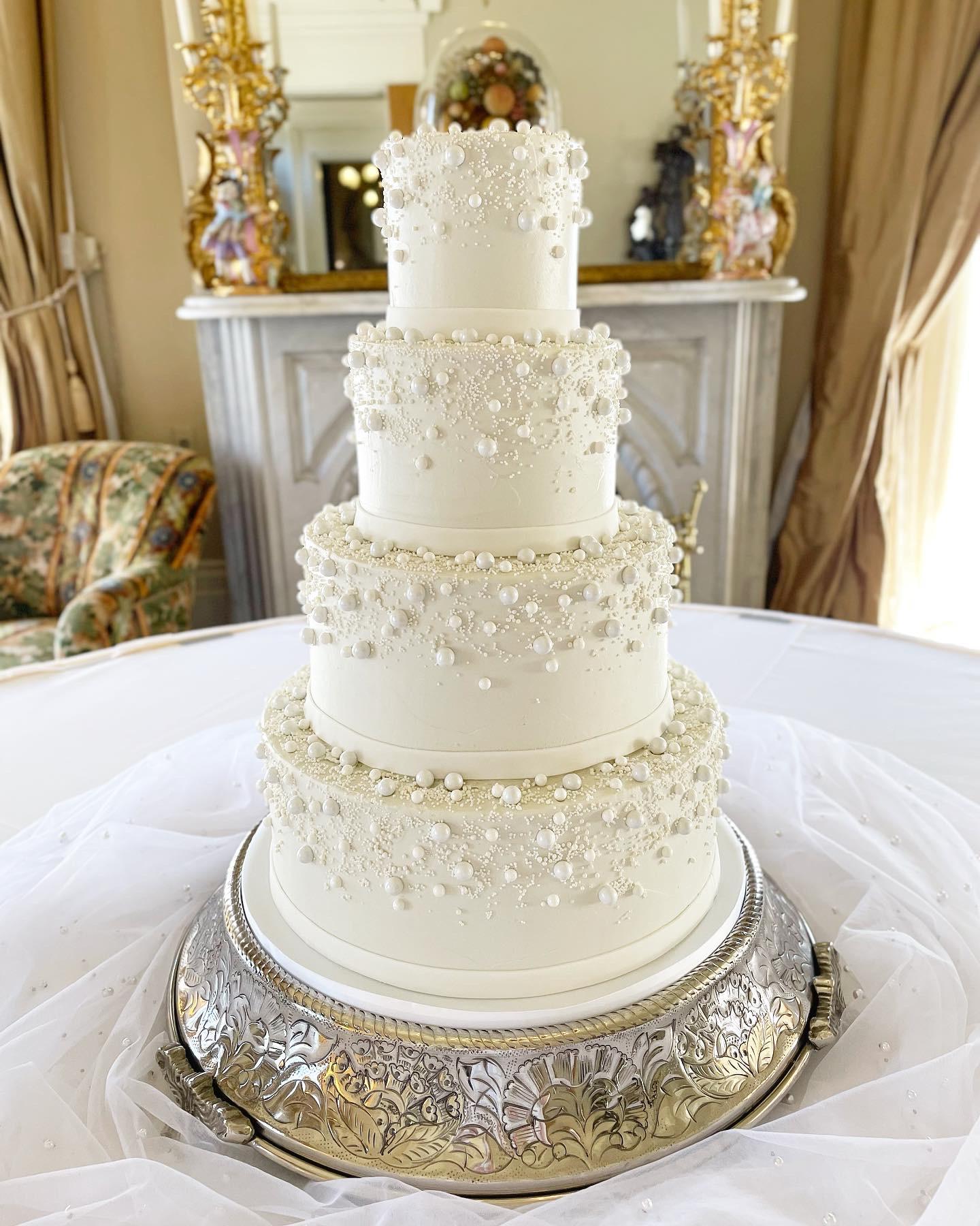 Wedding Cakes in Mississippi