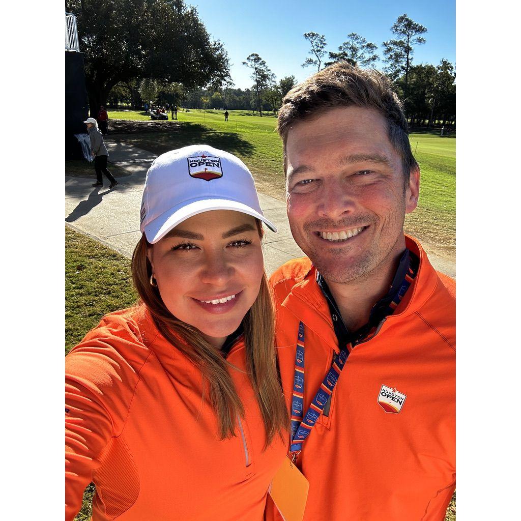 Volunteering in the Houston open