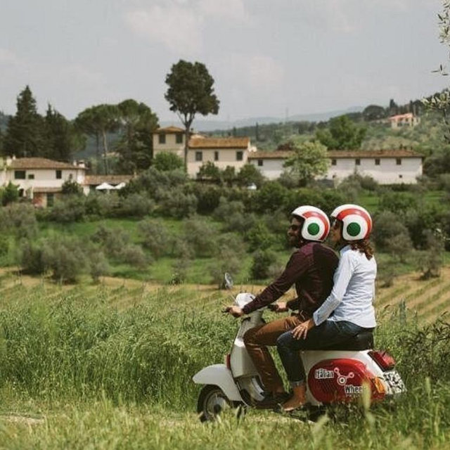 Tuscany Vespa Tour