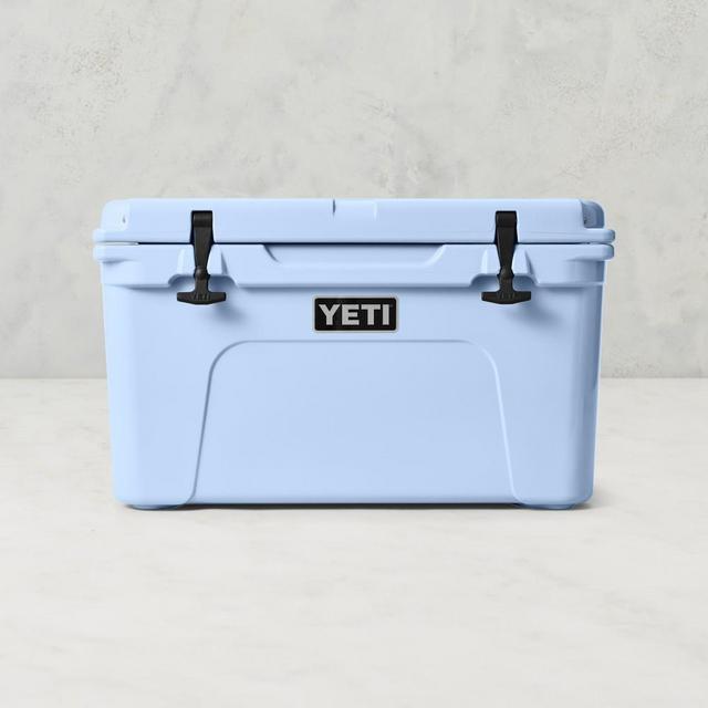 YETI Tundra Cooler 45, Big Sky Blue