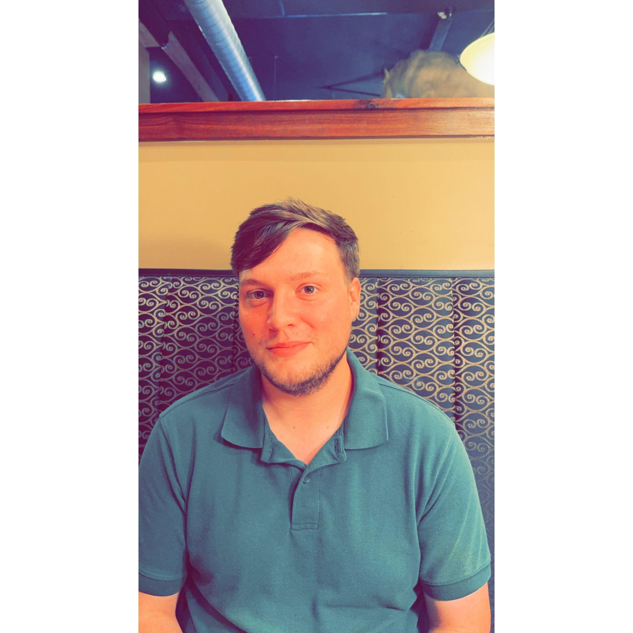 After years of hearing about it, I finally decided to try out Golden Leaf Bistro in Danville's historic River District. It ended up being one of the best restaurants I've ever eaten at!
