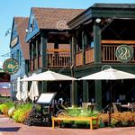 22 Bowen's Wine Bar & Grille
