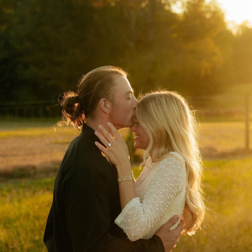 Lauren Grace Brooks and Slade Jared Thompson's Wedding Website