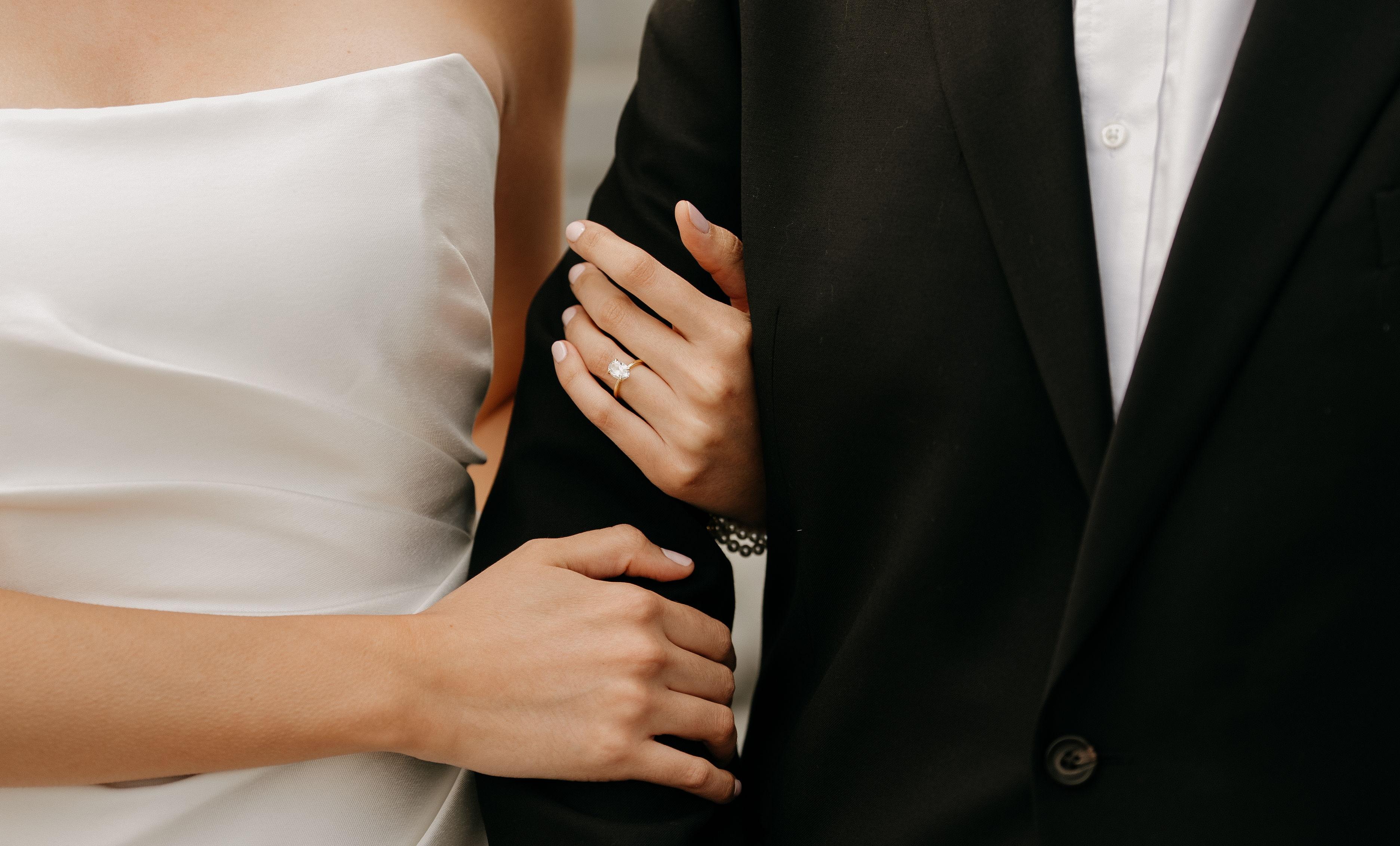 The Wedding Website of Irene G. and John B.