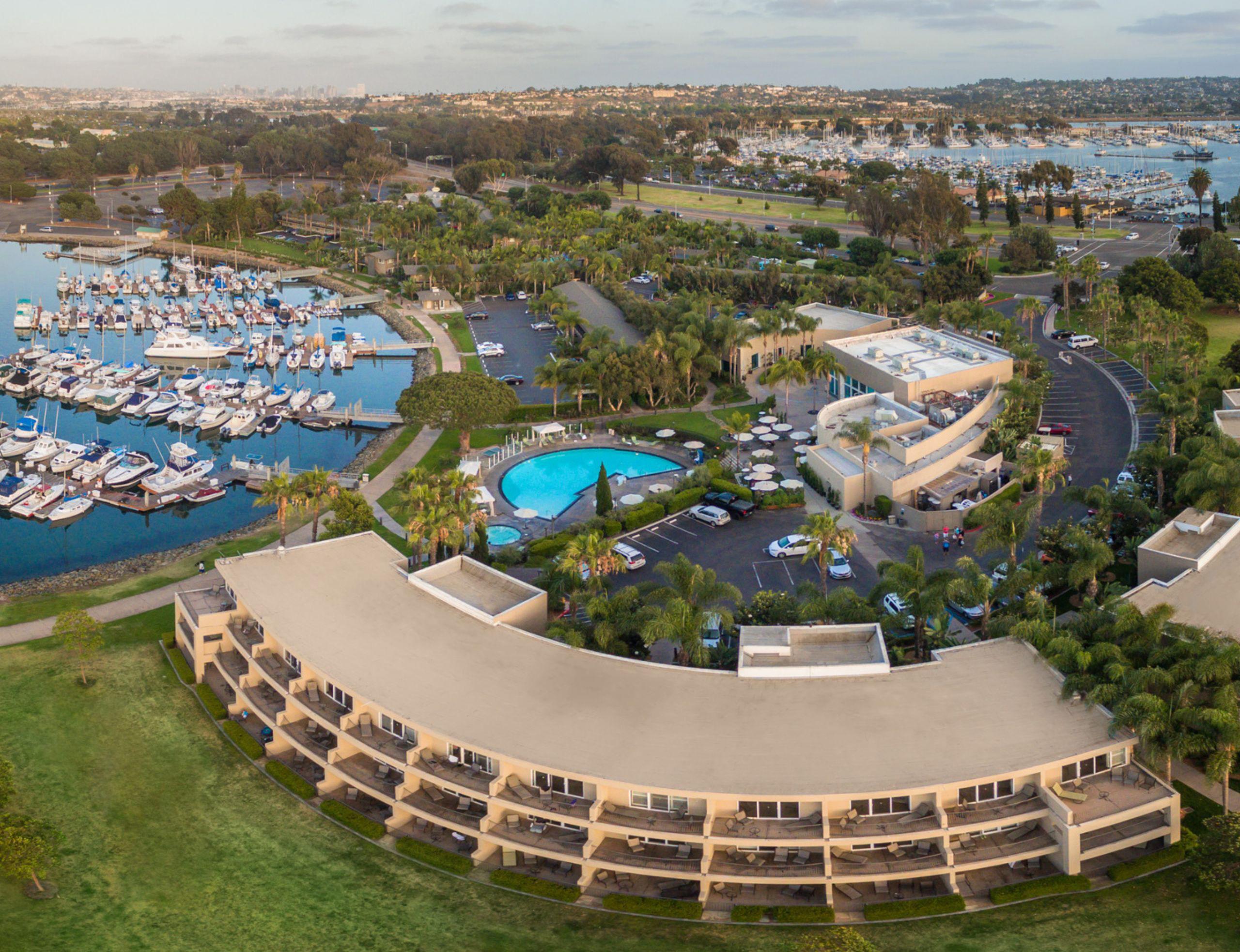 The Wedding Website of Rachel Ting Bomactao and Jossep Abel Navas