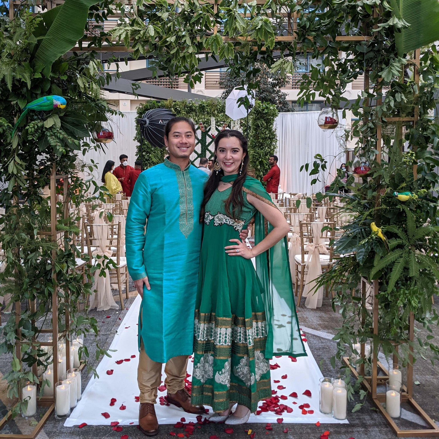 Nothing like celebrating your friends' love with matching outfits! (November 2021)