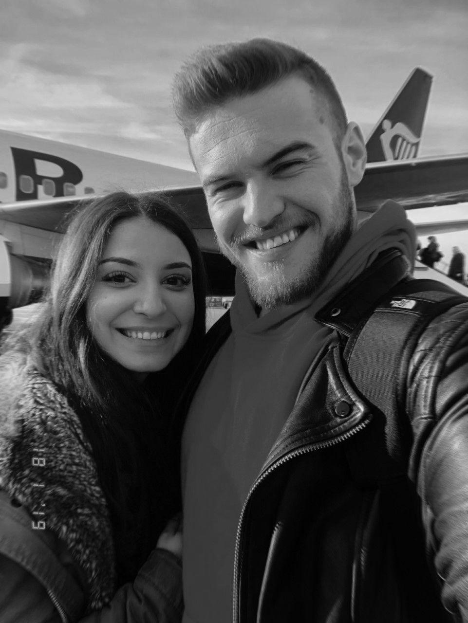 The Wedding Website of Roxie Pinto and Adam Holloway