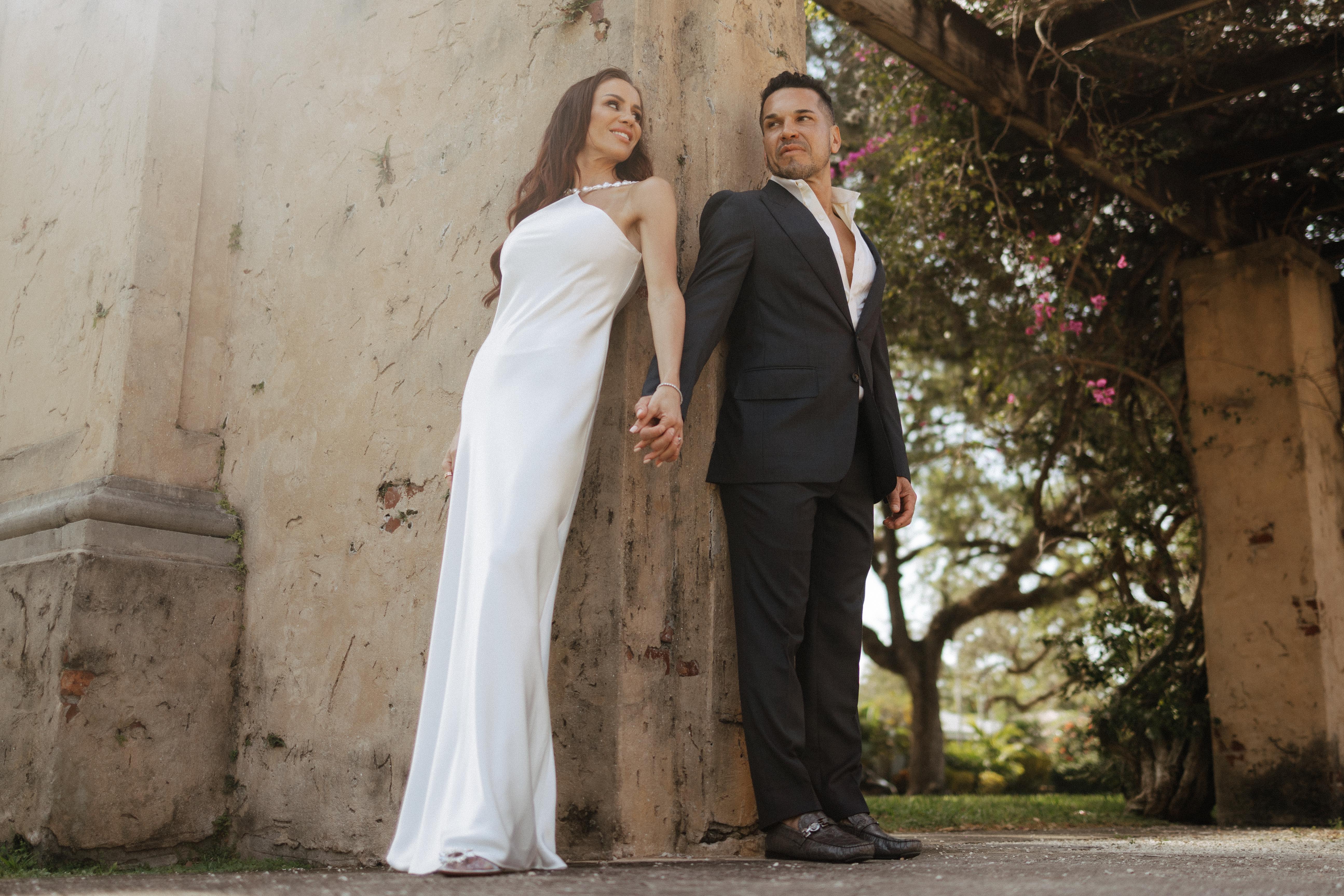The Wedding Website of Carly Poplawski and Eddie Liceaga