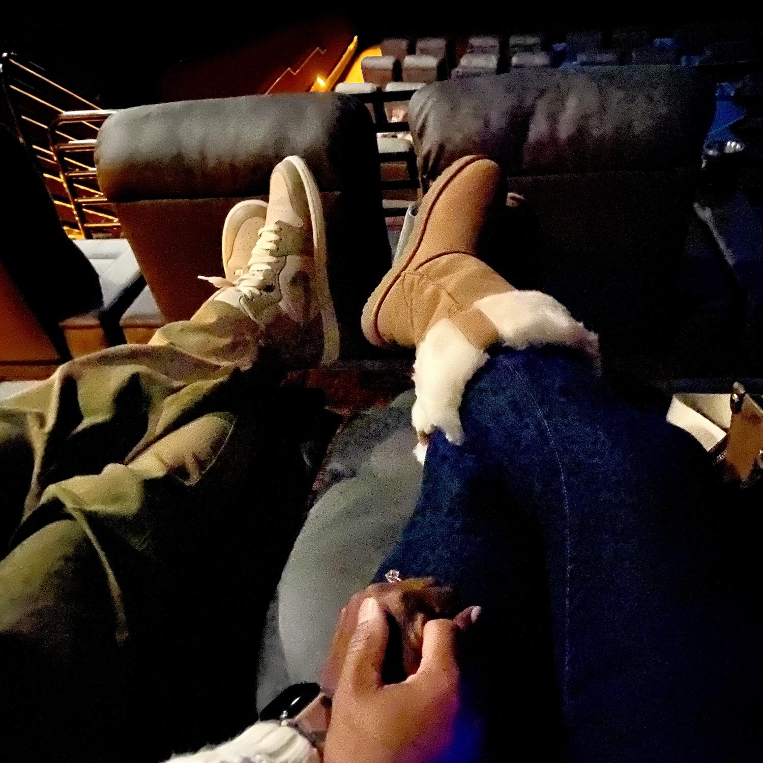 Date #92 our happy place - 🍽️ 🎬